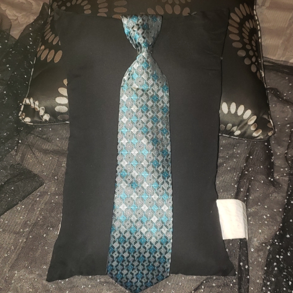 Versa Black Silver and Turquoise Tie